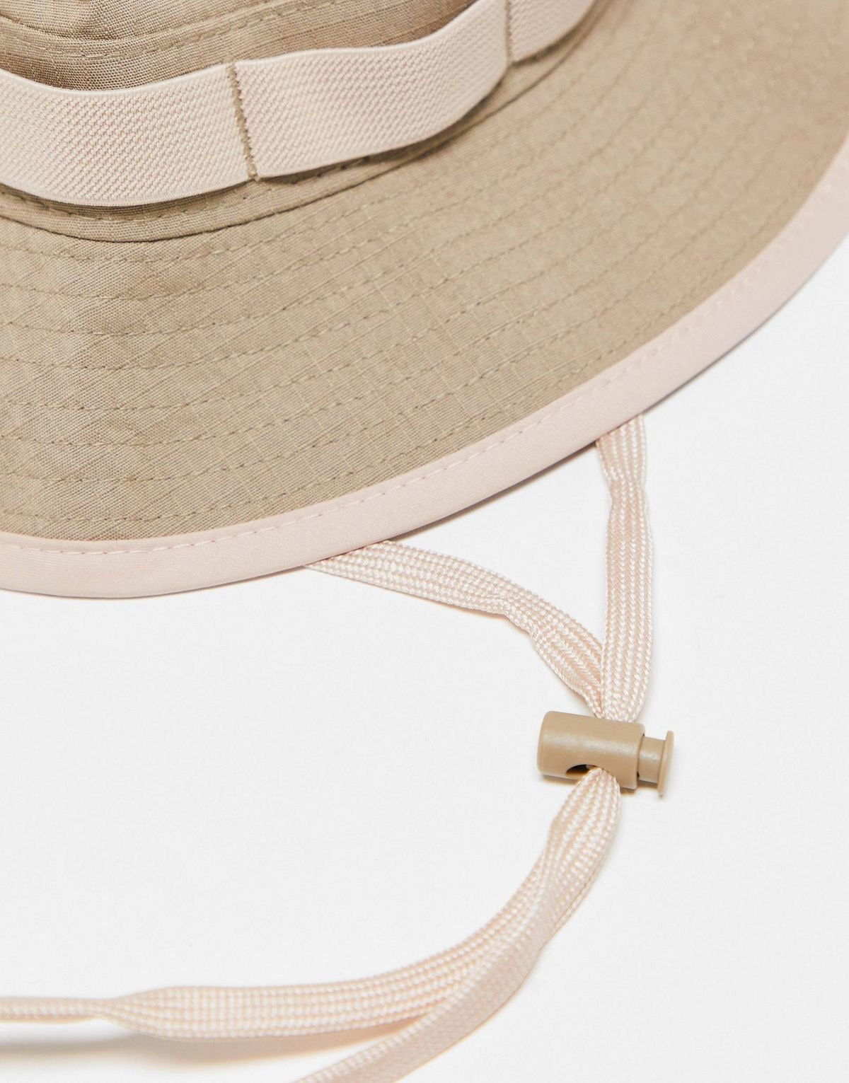 Nike apex dri-fit bucket hat peach