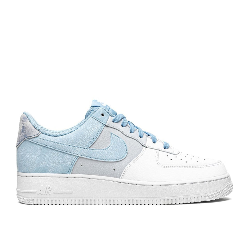 Air Force 1 '07 LV8 'Psychic Blue'