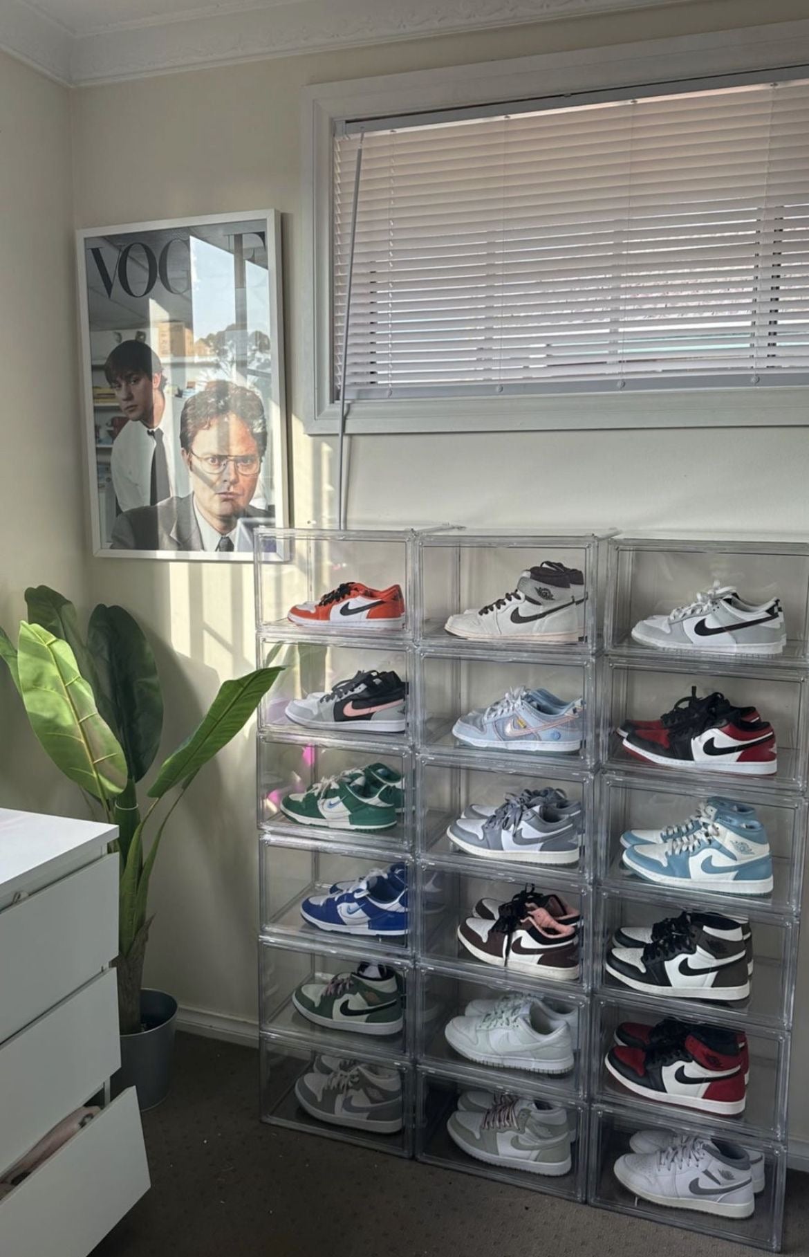 Clear stackable shoe storage box     (6 - unit)