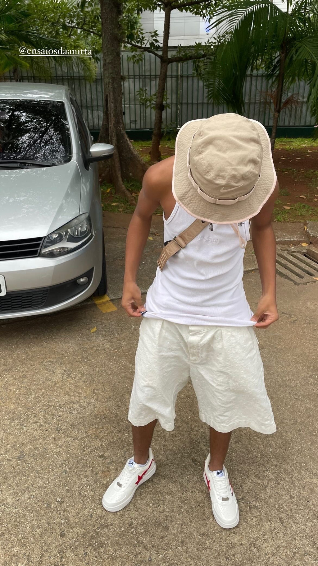 Nike apex dri-fit bucket hat peach