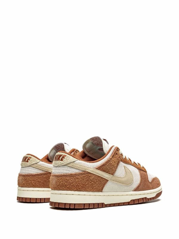 Nike Dunk Low PRM 'Medium Curry' sneakers