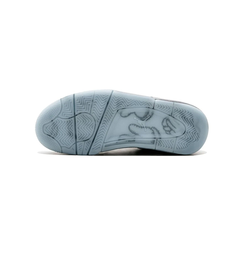 Air Jordan 4 Retro Kaws