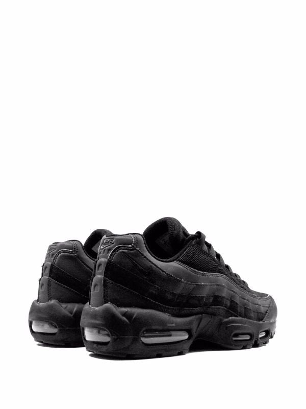 Air Max 95 Essential "Triple Black"